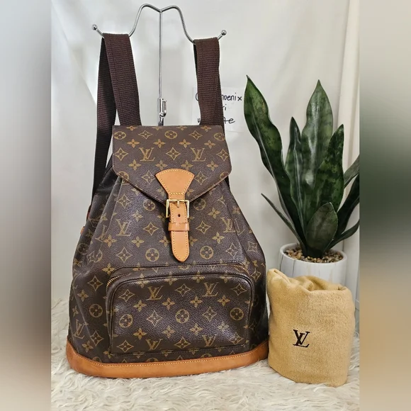 🔥Authentic 🔥 Louis Vuitton Brown Monogram Backpack - Picture 15 of 15